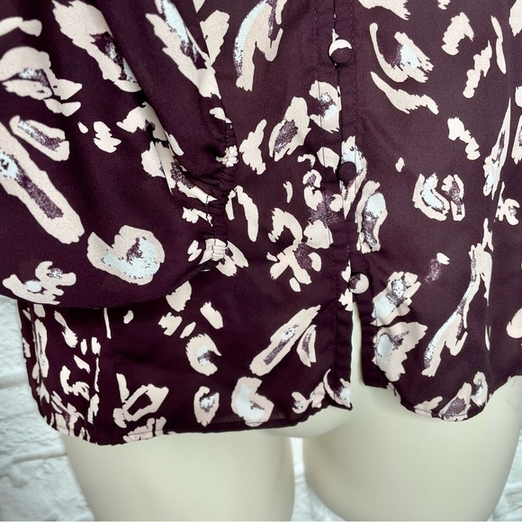 Nine West V-Neck Ruffle Blouse Women’s XL Pink Long Sleeve Button Up Career - Picture 3 of 7